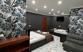 Elno Hotel