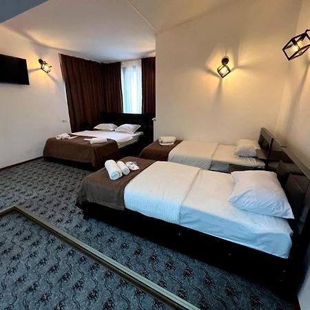 Elno Hotel Тбилиси Экстерьер фото