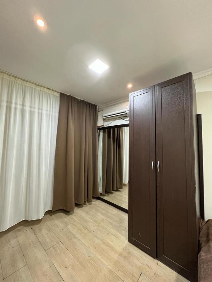 Elno Hotel Тбилиси Экстерьер фото