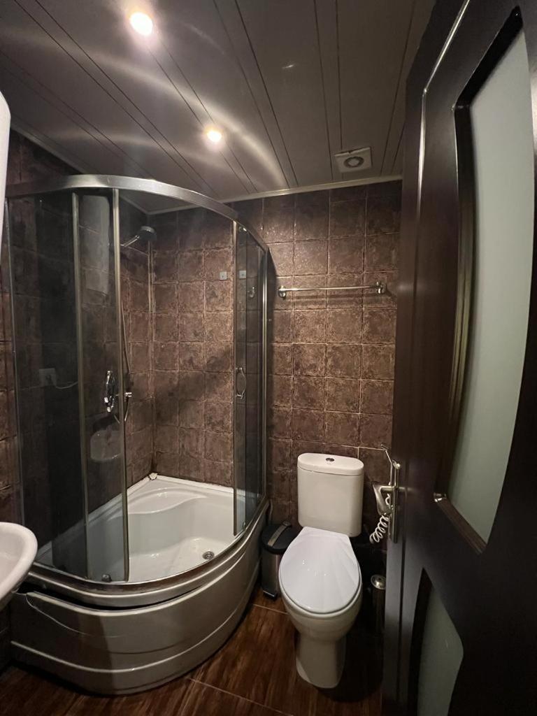 Elno Hotel Тбилиси Экстерьер фото