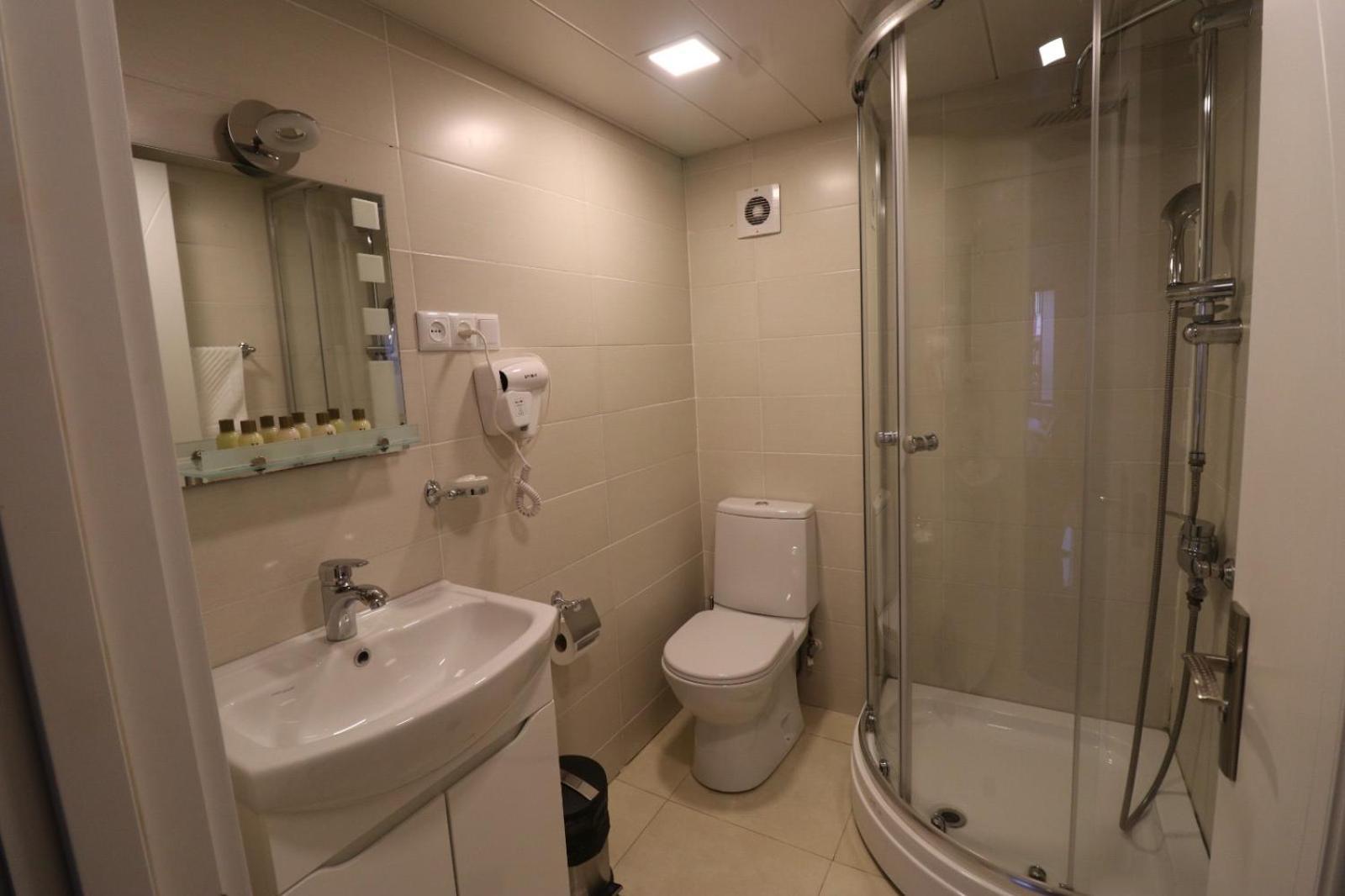 Elno Hotel Тбилиси Экстерьер фото