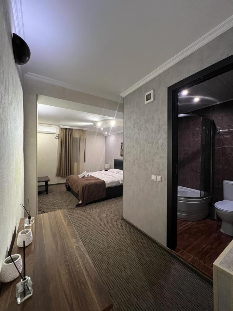 Elno Hotel Тбилиси Номер фото