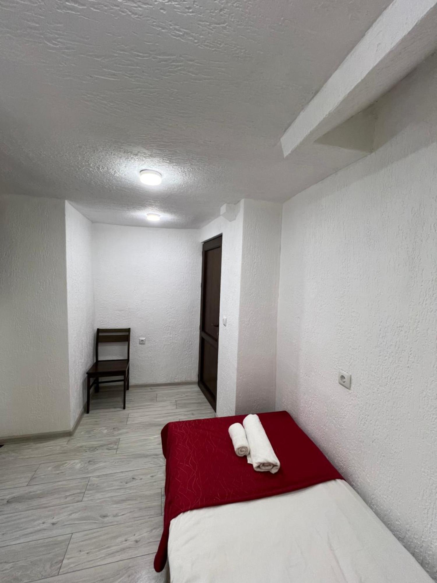 Elno Hotel Тбилиси Экстерьер фото
