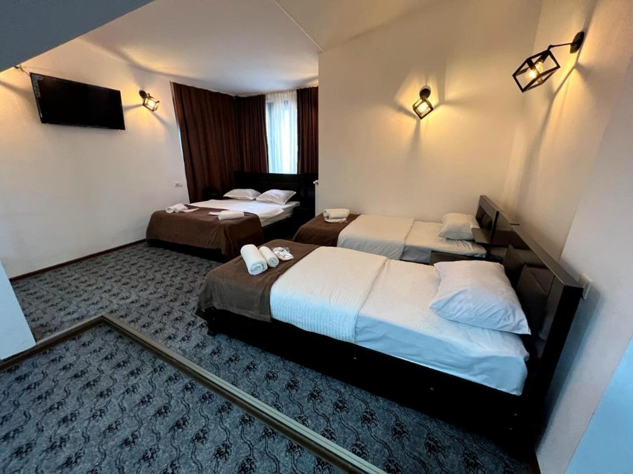 Elno Hotel Тбилиси Экстерьер фото