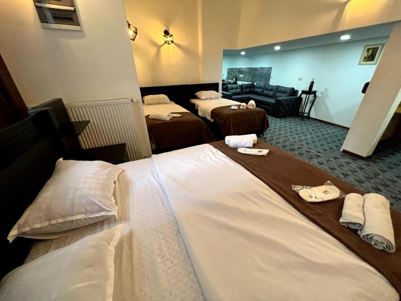 Elno Hotel Тбилиси Экстерьер фото